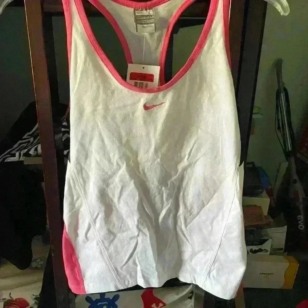 Nike tank with tags brand new
